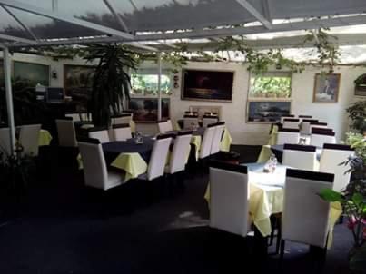 Bed and Breakfast Pansion Mimoza Herceg Novi Esterno foto